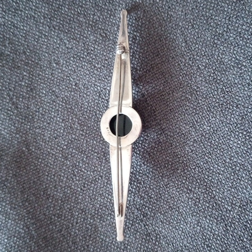 Sterling Silver and Black Onyx Brooch - Picture 3 of 5